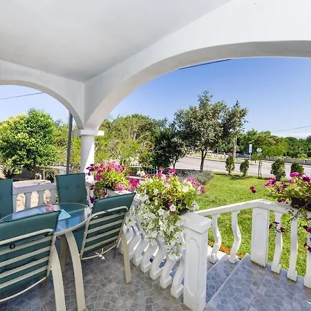 Apartament 15000a Zaton (Zadar)
