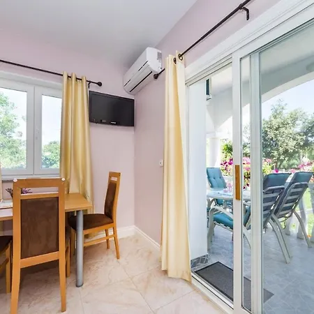 15000a * Zaton (Zadar)